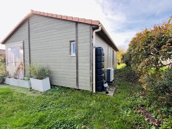 La Chapelle-Hermier (85220) Chalet 2 chambres dans joli domaine