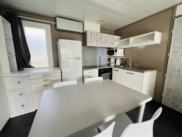 La Chapelle-Hermier (85220) Chalet 2 chambres dans joli domaine