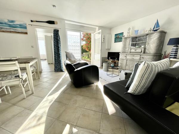 Ensemble de 2 maisons - 3 et 2 chambres