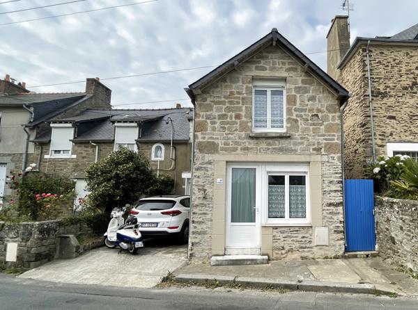Ensemble de 2 maisons - 3 et 2 chambres