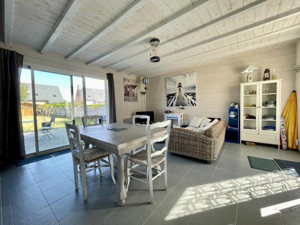 Ensemble de 2 maisons - 3 et 2 chambres