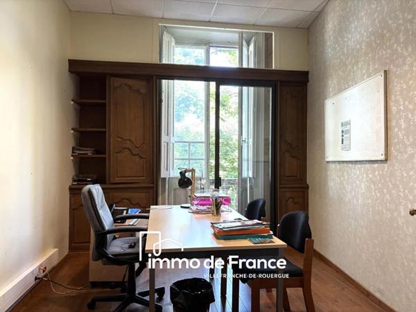 Bureau à vendre à Villefranche-de-Rouergue (12200)