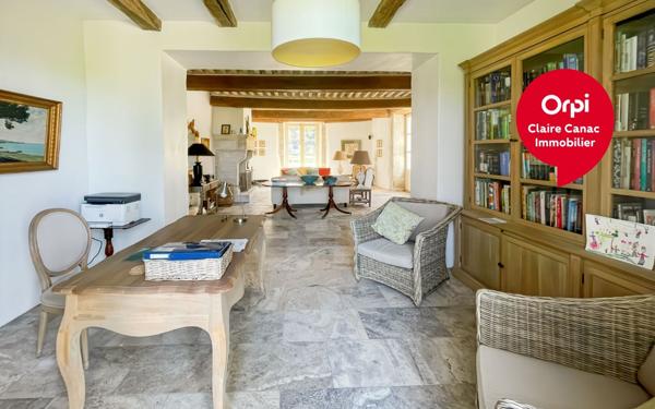 Maison à vendre    10 pièces • 500 m2 Carbes