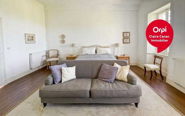 Maison à vendre    10 pièces • 500 m2 Carbes