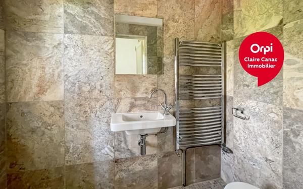 Maison à vendre    10 pièces • 500 m2 Carbes