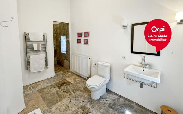 Maison à vendre    10 pièces • 500 m2 Carbes