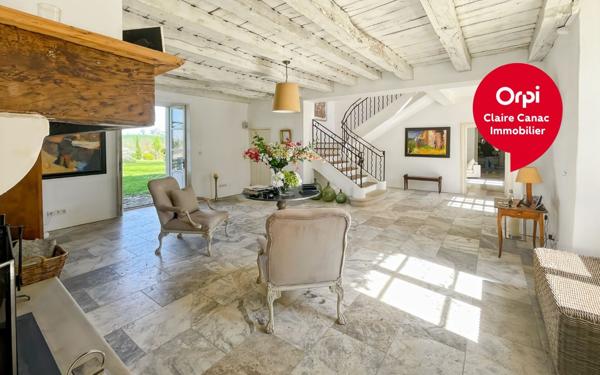 Maison à vendre    10 pièces • 500 m2 Carbes