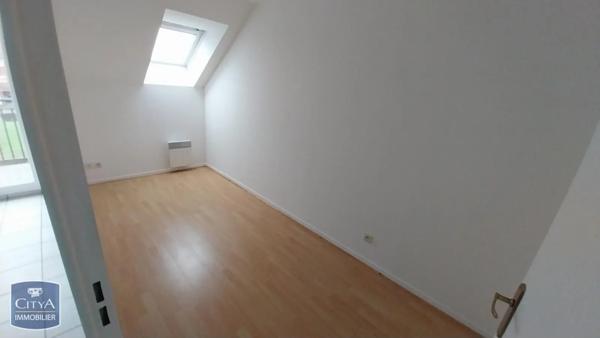 Appartement à louer 2 pièces 54.15m² Montigny-en-Gohelle (62640)