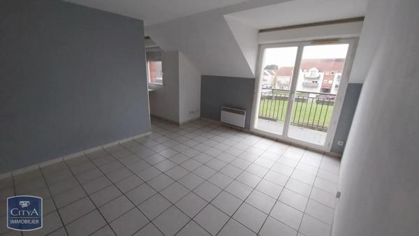 Appartement à louer 2 pièces 54.15m² Montigny-en-Gohelle (62640)