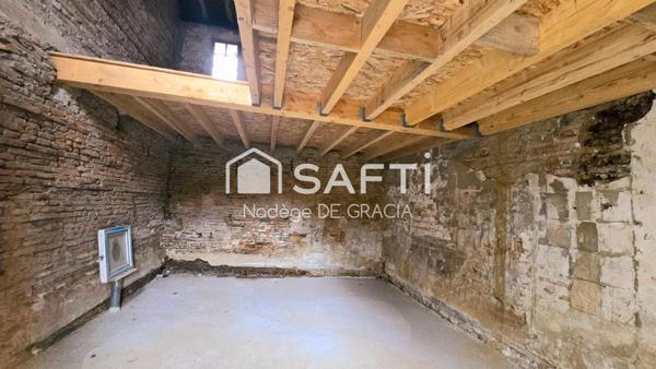 MAISON DE VILLAGE 58 M2 A RENOVER PLEIN CENTRE