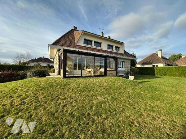A VENDRE Maison individuelle sur sous-sol total, à FRANQUEVILLE-SAINT-PIERRE (76520), d'une sur...
