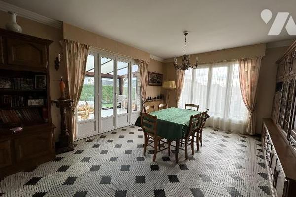 A VENDRE Maison individuelle sur sous-sol total, à FRANQUEVILLE-SAINT-PIERRE (76520), d'une sur...