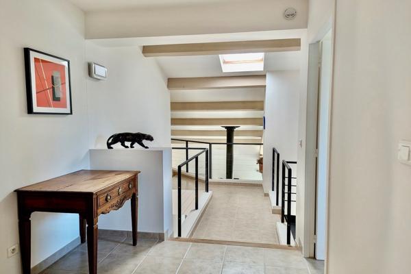 Vente Villa de luxe Uzès 10 Pièces 189 m²