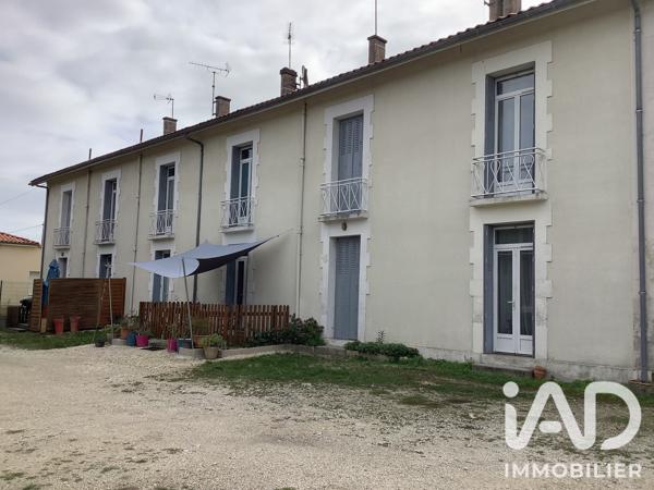 Immeuble à vendre 446 m² La Couronne