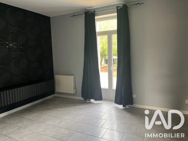 Immeuble à vendre 446 m² La Couronne