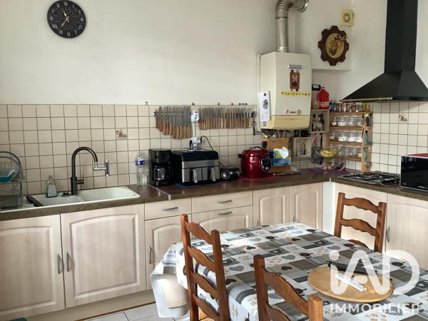 Immeuble à vendre 446 m² La Couronne