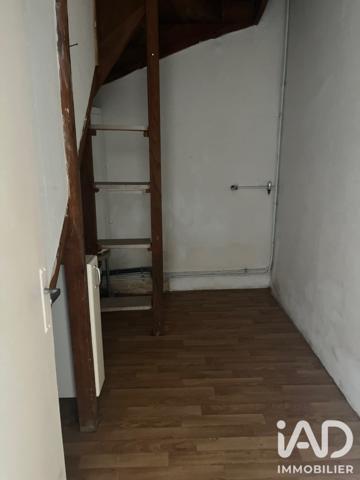 Immeuble à vendre 446 m² La Couronne