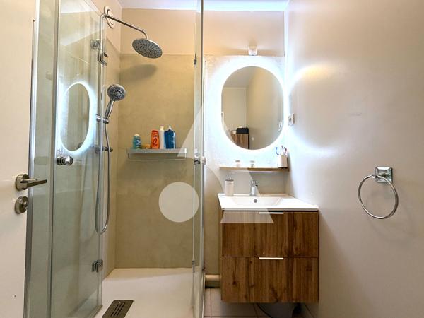 Appartement 4 pièces 75.64 m2