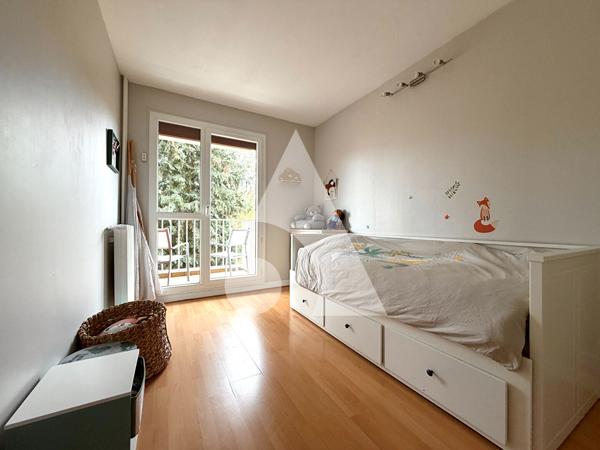 Appartement 4 pièces 75.64 m2