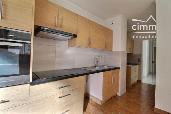 A VENDRE SALLANCHES CENTRE-VILLE (74700) APPARTEMENT 4 PIECES ET PLACE DE PARKING