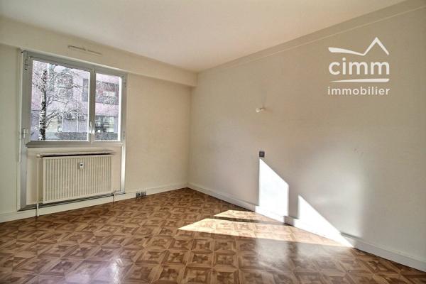 A VENDRE SALLANCHES CENTRE-VILLE (74700) APPARTEMENT 4 PIECES ET PLACE DE PARKING
