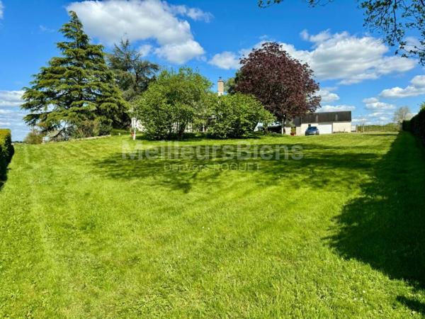 Pavillon 4 chambres sur terrain de 6600m2