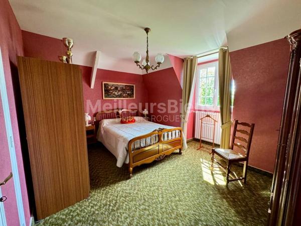 Pavillon 4 chambres sur terrain de 6600m2