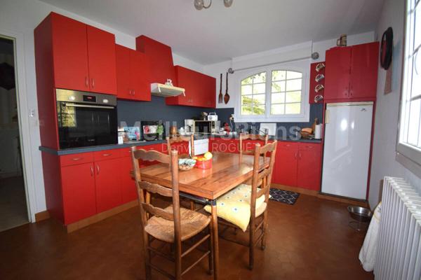 Pavillon 4 chambres sur terrain de 6600m2