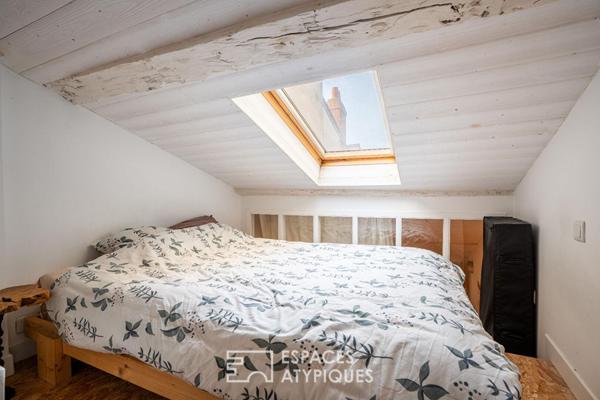 Duplex intimiste et stylisé 85m2 Le Nez dans les Etoiles – FEYDEAU – CHU