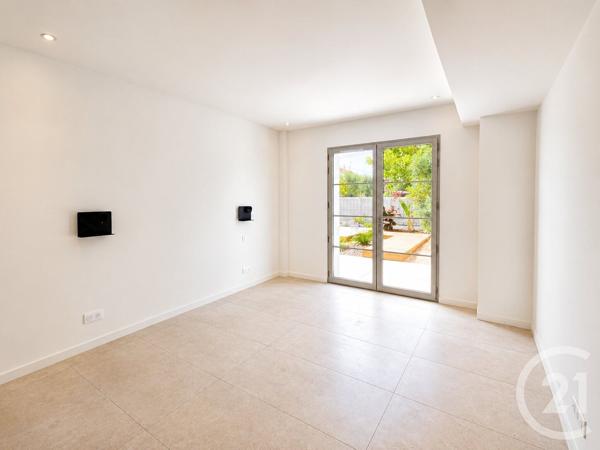 Appartement T6 à vendre  6 pièces - 183,43 m 2   BIARRITZ  - 64