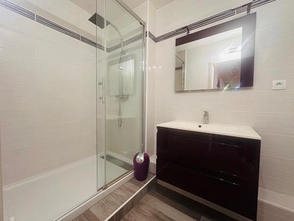 Appartement La Chaussee Saint Victor 4 pièce(s).