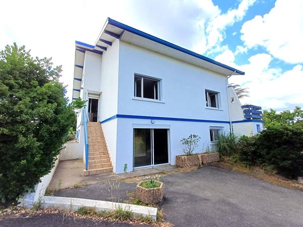 Maison 8 pièces 208 m2