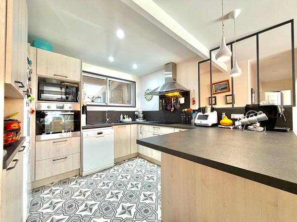 Maison 6 pièces 109 m2