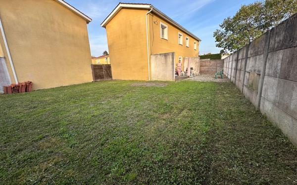 Maison à louer    3 pièces •  Toulenne