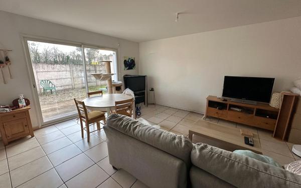 Maison à louer    3 pièces •  Toulenne