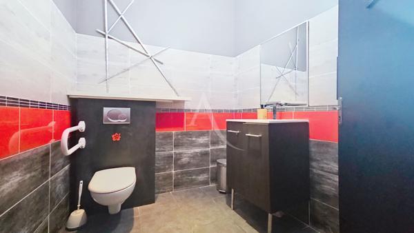 Castelmaurou, local professionnel