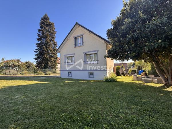 Maison briarde édifiée sur rez-de-jardin de 74m² habitable sur une parcelle de 537m² de terrain !