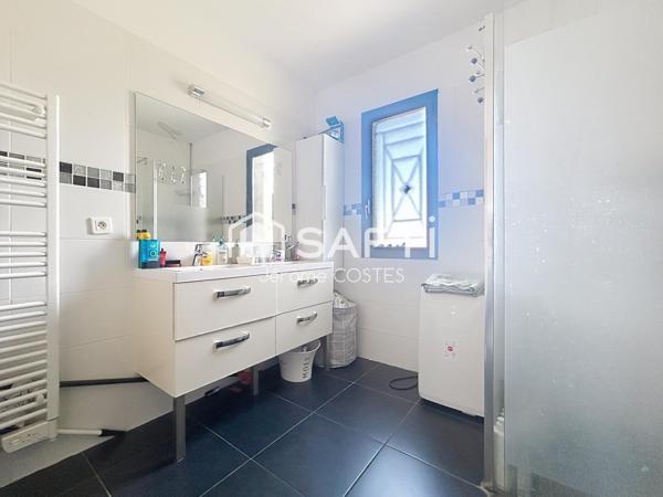 Maison récente de type 5 d'environ 160 M2