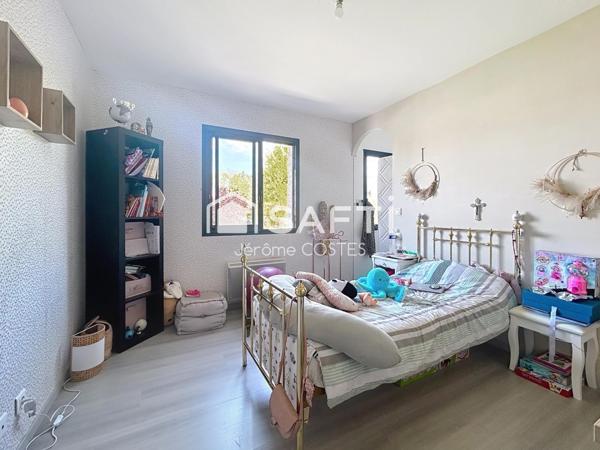 Maison récente de type 5 d'environ 160 M2