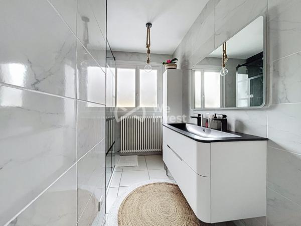 Plain-pied rénové de 124 m² avec jardin clos à Bessines