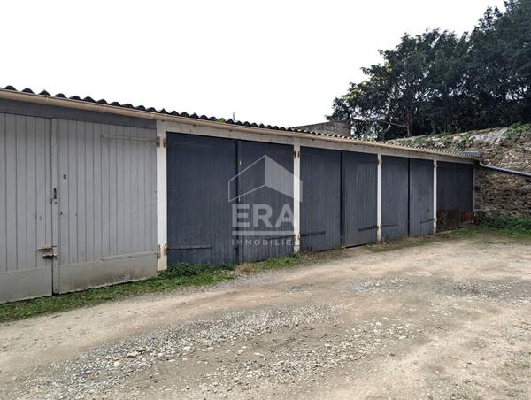 A LOUER GARAGE SAINT -SERVAN