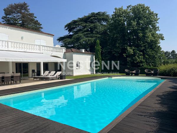 Emplacement exceptionnel, très belle maison avec piscine aucun vis à vis