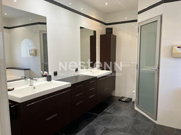 Emplacement exceptionnel, très belle maison avec piscine aucun vis à vis