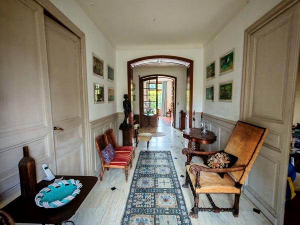 Maison  de maitre Pouillon  376 m2 Centre Village