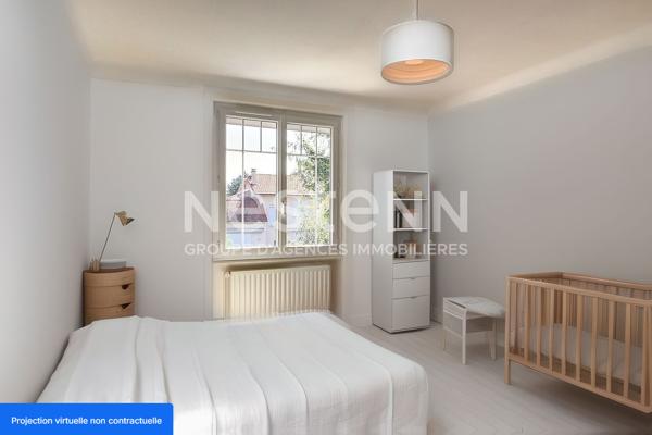 Grande Maison individuelle de 6 Pièces avec 4 chambres Garage et terrasse - 69500 BRON