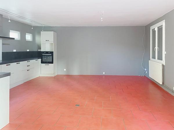 Maison 4 chambres et bureau a Cognac