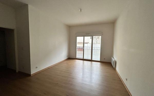 Appartement à louer    3 pièces •  Terrasson-Lavilledieu