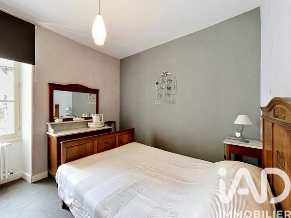 Maison à vendre 7 pièces 131 m² Coulonges-sur-l'Autize