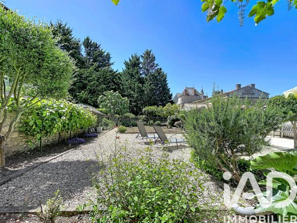 Maison à vendre 7 pièces 131 m² Coulonges-sur-l'Autize