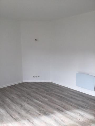 CENTRE VILLE APPARTEMENT 3 PIECES - 15000 AURILLAC